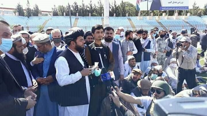 د وزیر محمد اکبر خان جامع جومات خطیب او د محراب شهید دوکتور محمد ایاز نیازي د جنازې لمونځ 