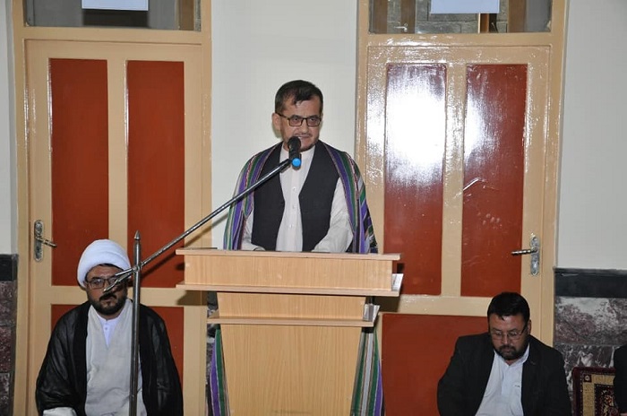 د ارشاد، حج او اوقافو وزارت سرپرست په کابل کې له دارالمعارف اهل بیت  مدرسې څخه لیدنه وکړه	