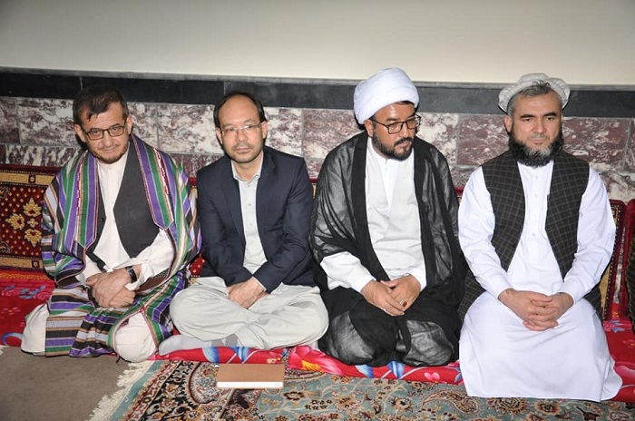 د ارشاد، حج او اوقافو وزارت سرپرست په کابل کې له دارالمعارف اهل بیت  مدرسې څخه لیدنه وکړه	