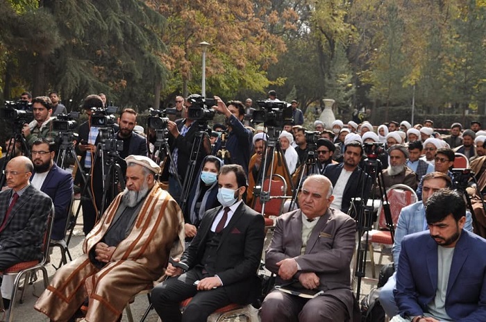 د ارشاد، حج او اوقافو وزارت په مشرۍ ، دیني عالمانو د کابل پوهنتون د وروستۍ پېښې قربانیانو او امنیتي ځواکونو ته وینه ورکړه.
