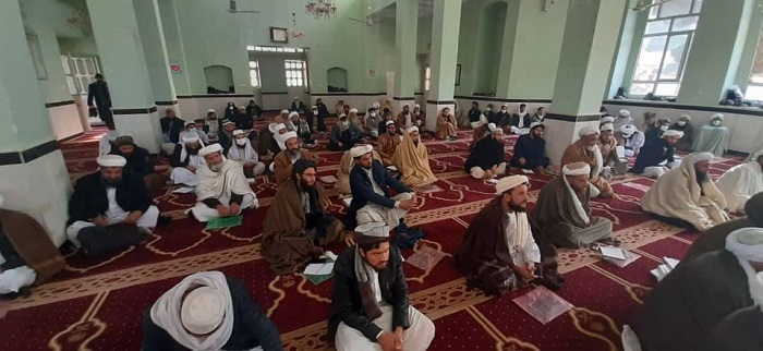 ورکشاپ تحت عنوان(اسلام دین اعتدال و وسطیت) با جمع کثیری از علماء کرام، خطباء و امامان مساجد زون غرب برگزار گردید.