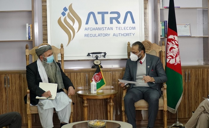 د ارشاد حج او اوقافو د پلان او پالیسی معین شاغلی محمد عثمان طارق او د اترا د مخابراتی خدمتونو د تنظیم اداری رئیس محمد عمر منصور لیدنه