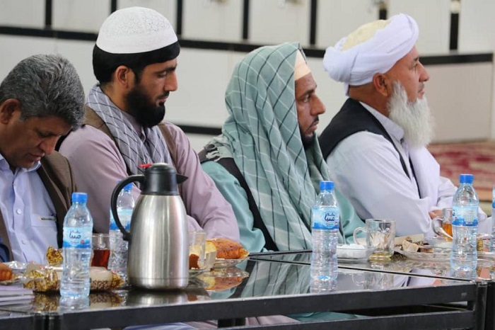 تدویر گردهمایی پیرامون اگاهی دهی قانون منع خشونت علیه زنان، حقوق زن، ازدواج های اجباری و زیر سن از طرف دفتر مشارکت در تالار تاج محل ولایت نیمروز.