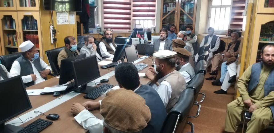 کارگاه آموزشی تحت عنوان  اهمیت نگارش، تحقیق و تدقیق 
