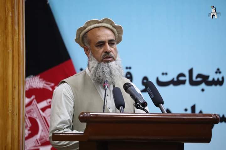 قدردانی وزارت ارشاد، حج و اوقاف از افسری که نماز عید قربان را در ارگ امامت کرد
