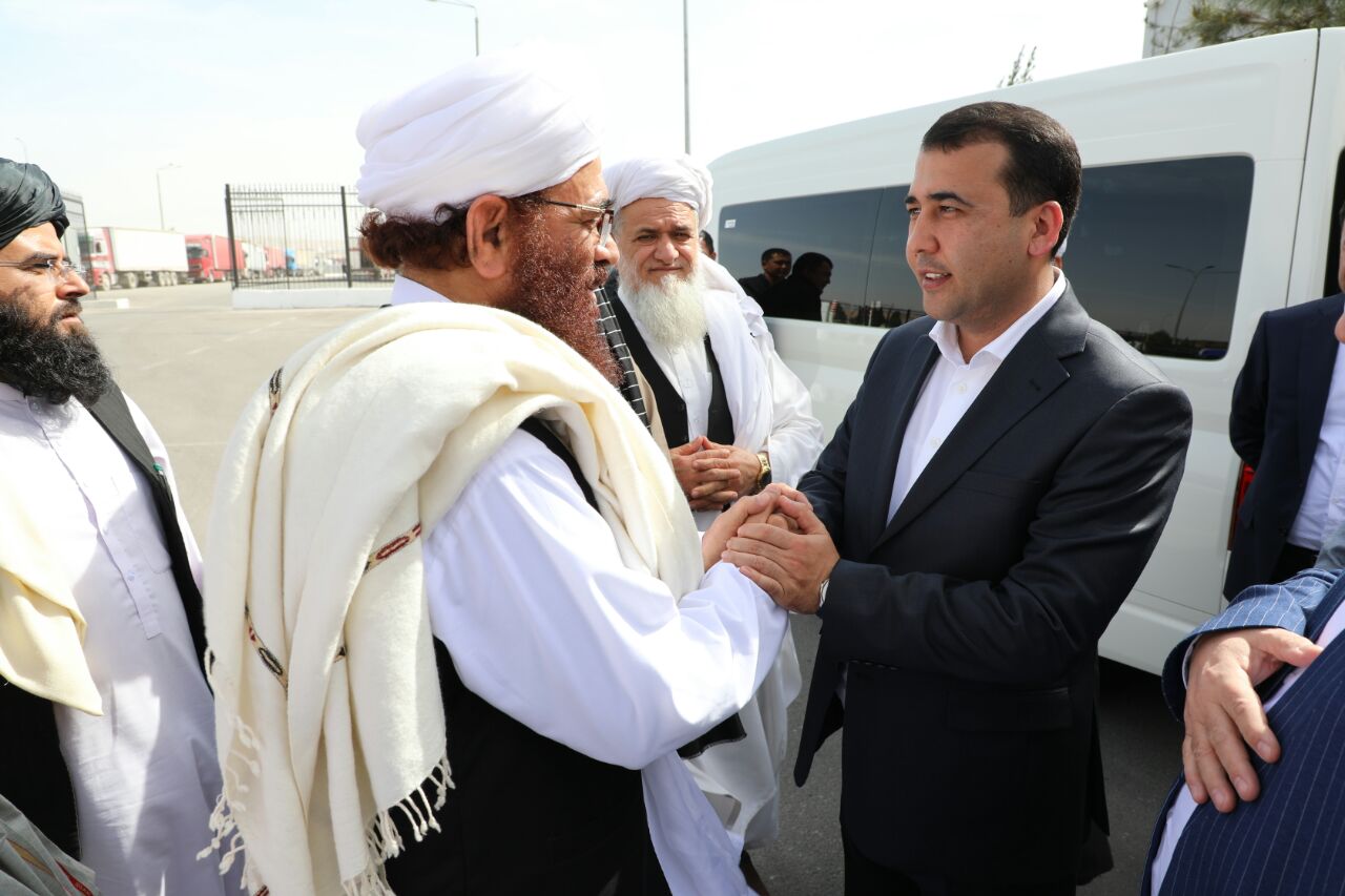  The Minister of MOHIA , and the accompanying delegation returned from Uzbekistan to the country today.