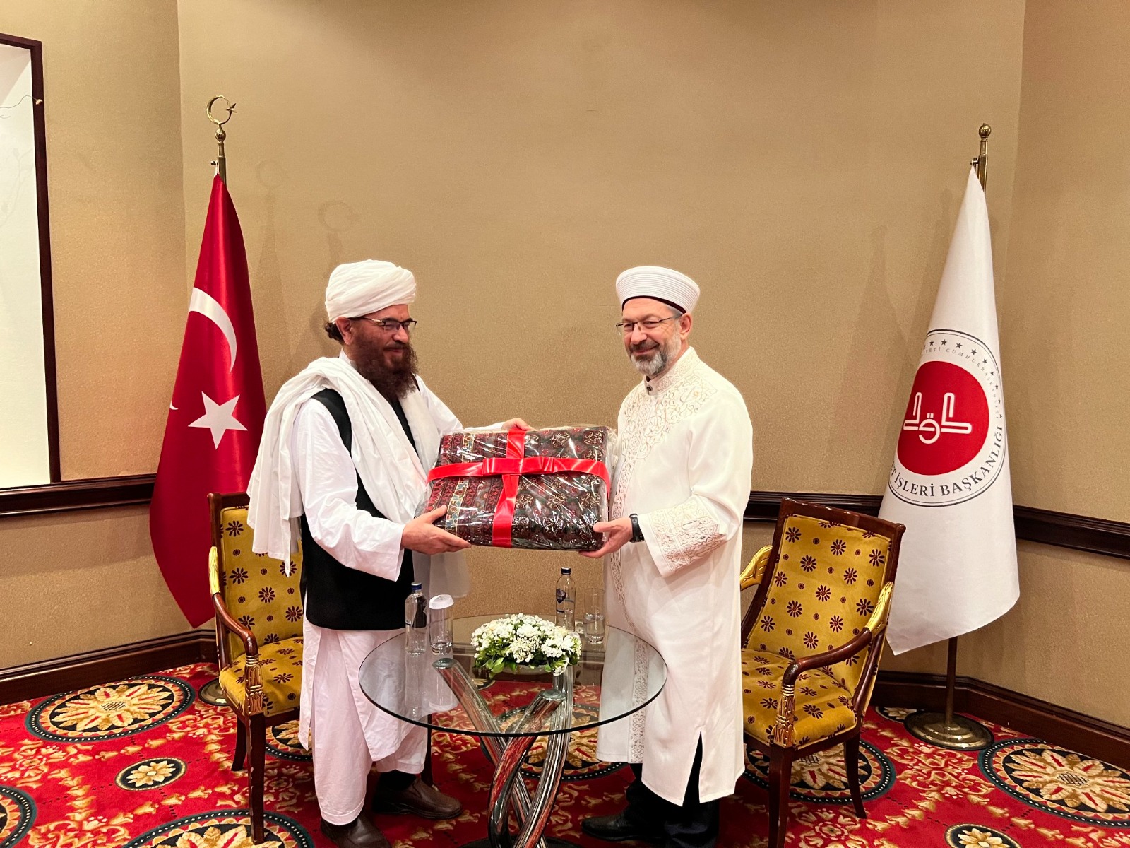 ملاقات وزیر ارشاد، حج و اوقاف با رئیس اداره امور دینی(دیانت) ترکیه 