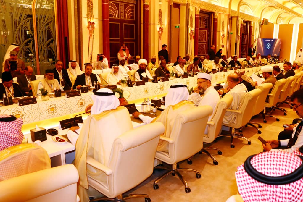 Minister of Guidance, Hajj, and Endowments Participates in Major "Nadwat al-Hajj al-Kubra" Conference in Jeddah, Saudi Arabia
