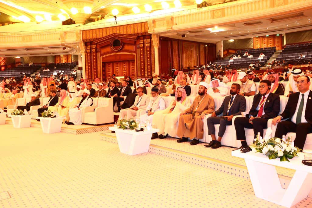 Minister of Guidance, Hajj, and Endowments Participates in Major "Nadwat al-Hajj al-Kubra" Conference in Jeddah, Saudi Arabia