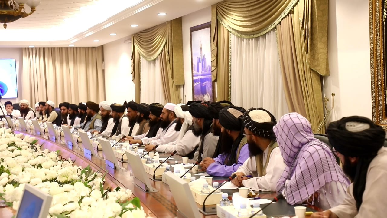 په مکه مکرمه کې د د ارشاد، حج او اوقافو وزارت مرستیال او د جنوب آسیا مؤسسې مسؤلینو ترمنځ د همغږۍ ناسته ترسره شوه