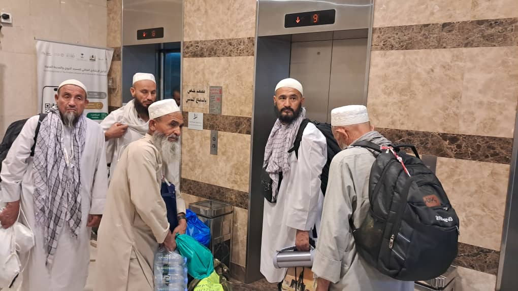 The transfer of Afghan pilgrims from Mecca to Medina has begun  