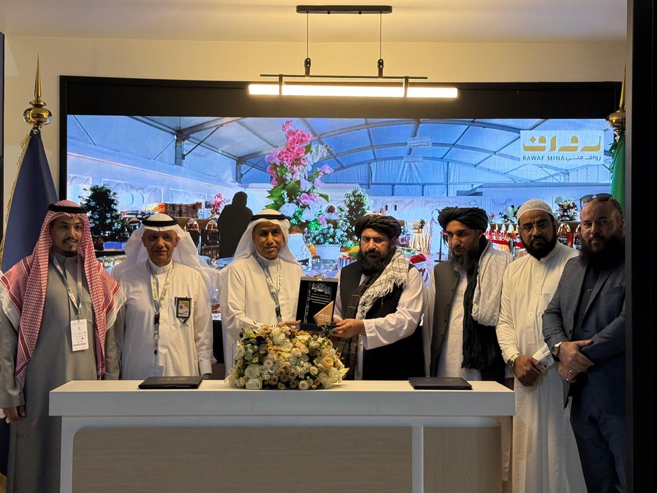 قرارداد ارائهٔ خدمات به حجاج سال ۱۴۴۷ هـ.ق در مشاعر مقدسه با شرکت های سعودی «ضیوف البیت» و «رواف منی» و یک شفاخانه امضاء گردید