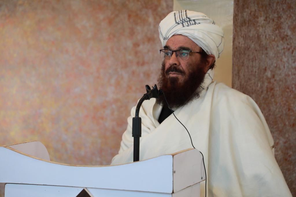 The Minister of MOHIA, leading a delegation to assess religious and administrative matters and to visit the martyrs' shrine in Dasht-e-Leili, traveled to Jowzjan province.