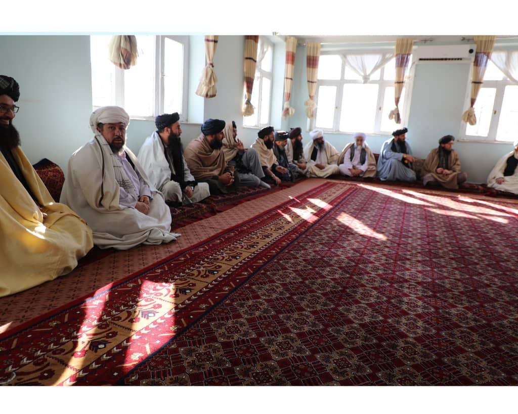 The Minister of MOHIA, at the head of a delegation during his trip to Samangan province, met with the governor of the province, several administrative officials, scholars, and influential local figures.