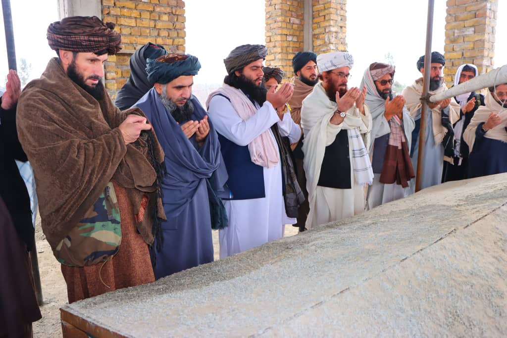 وزیر ارشاد، حج و اوقاف کشور در رأس یک هیئت در جریان سفر خود به ولایت بغلان با والی این ولایت، مسؤولان اداری و امامان و علمای کرام شماری از ولسوالی‌ ها دیدار کرد