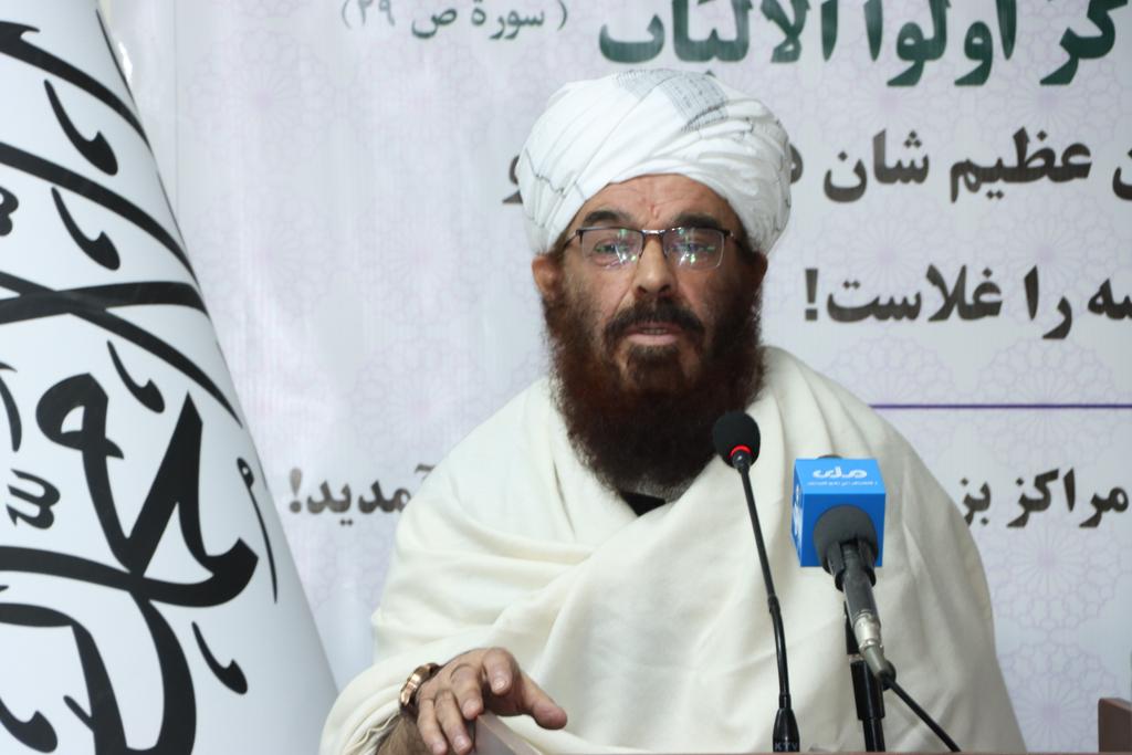 وزارت ارشاد، حج و اوقاف برای پنجمین بار سلسلهٔ دوره های ترجمه و تفسیر قرآن عظیم الشأن را در ماه های شعبان المعظم و رمضان المبارک در (۴۱۱) مرکز بزرگ نظامی کشور آغاز کرد