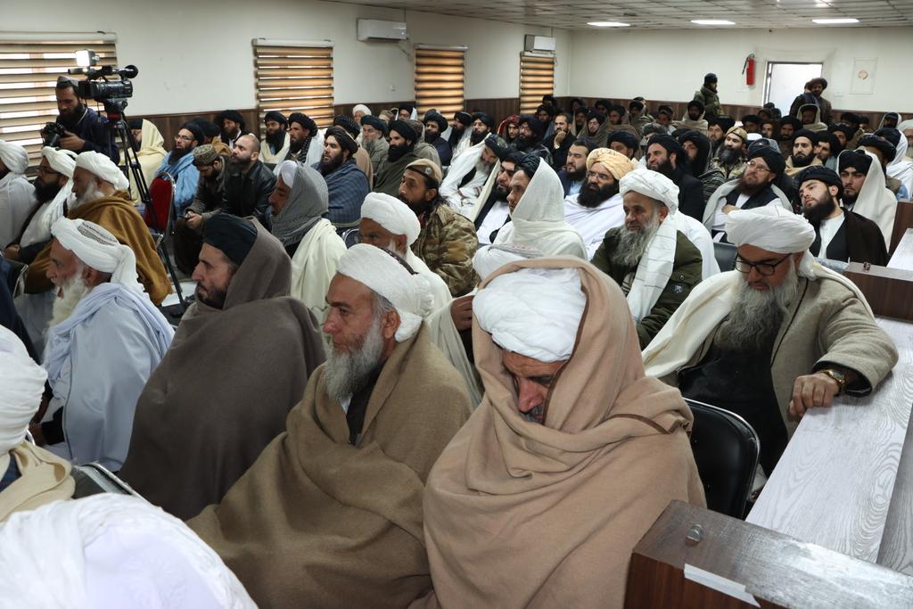 وزارت ارشاد، حج و اوقاف برای پنجمین بار سلسلهٔ دوره های ترجمه و تفسیر قرآن عظیم الشأن را در ماه های شعبان المعظم و رمضان المبارک در (۴۱۱) مرکز بزرگ نظامی کشور آغاز کرد