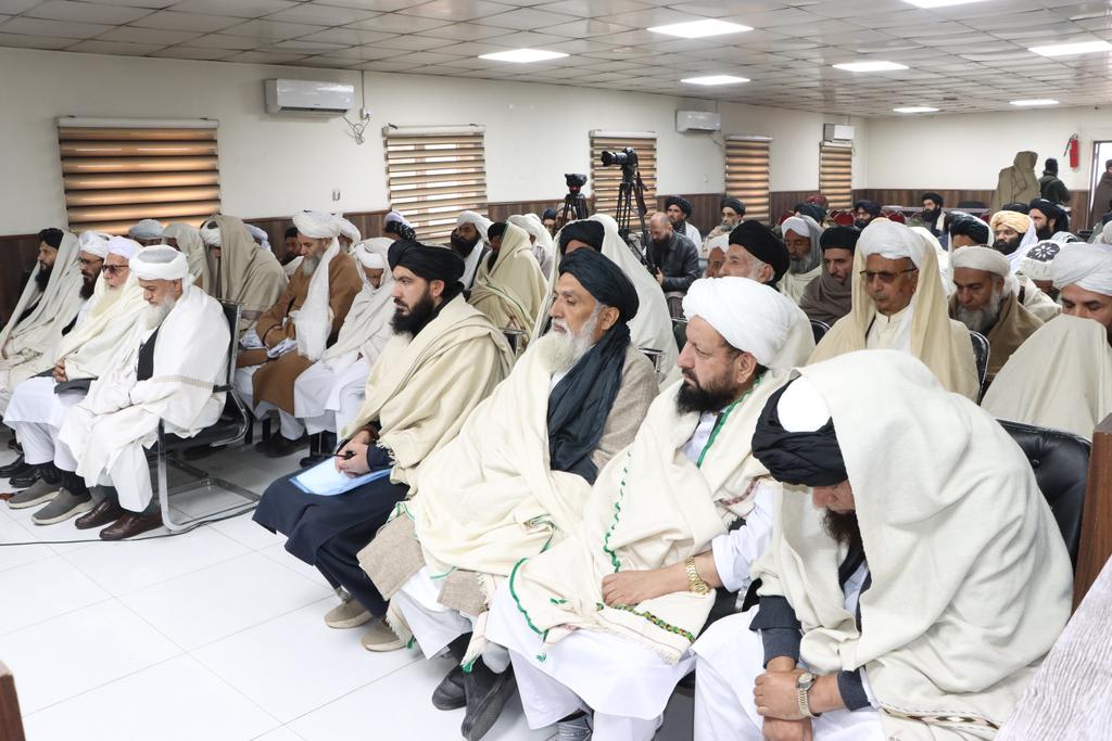 وزارت ارشاد، حج و اوقاف برای پنجمین بار سلسلهٔ دوره های ترجمه و تفسیر قرآن عظیم الشأن را در ماه های شعبان المعظم و رمضان المبارک در (۴۱۱) مرکز بزرگ نظامی کشور آغاز کرد