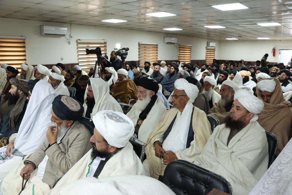 وزارت ارشاد، حج و اوقاف برای پنجمین بار سلسلهٔ دوره های ترجمه و تفسیر قرآن عظیم الشأن را در ماه های شعبان المعظم و رمضان المبارک در (۴۱۱) مرکز بزرگ نظامی کشور آغاز کرد