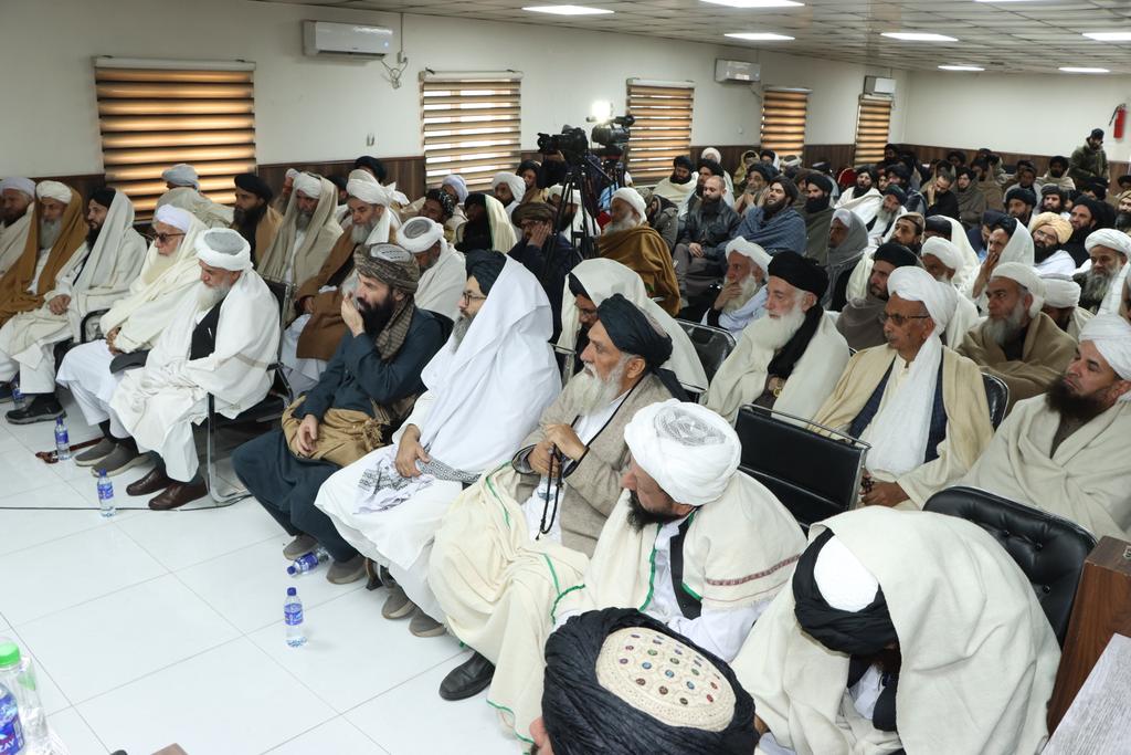 وزارت ارشاد، حج و اوقاف برای پنجمین بار سلسلهٔ دوره های ترجمه و تفسیر قرآن عظیم الشأن را در ماه های شعبان المعظم و رمضان المبارک در (۴۱۱) مرکز بزرگ نظامی کشور آغاز کرد