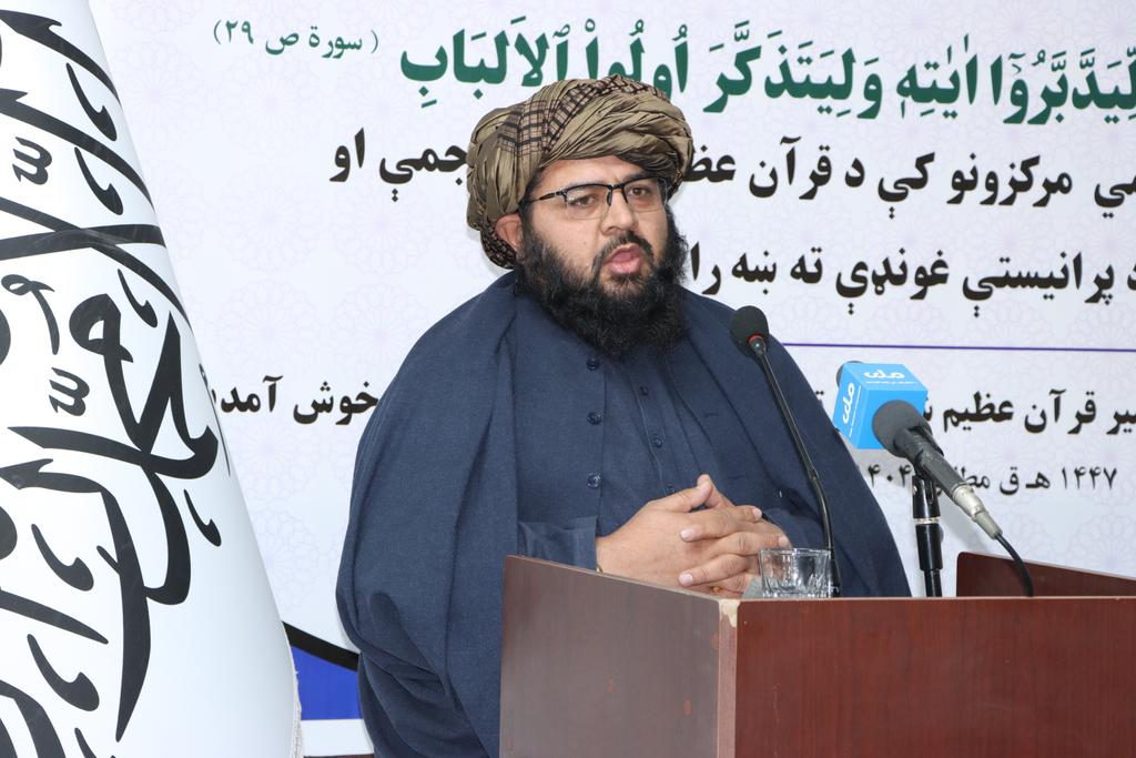 وزارت ارشاد، حج و اوقاف برای پنجمین بار سلسلهٔ دوره های ترجمه و تفسیر قرآن عظیم الشأن را در ماه های شعبان المعظم و رمضان المبارک در (۴۱۱) مرکز بزرگ نظامی کشور آغاز کرد